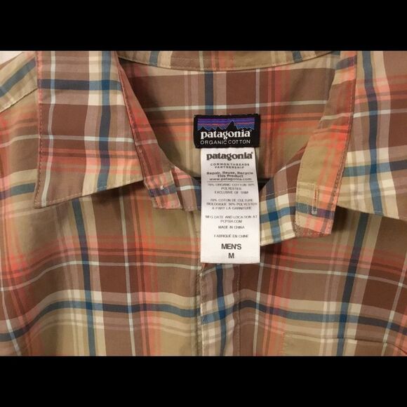 Patagonia Men’s Plaid Button Up Short Sleeve Sz M - Picture 3 of 4